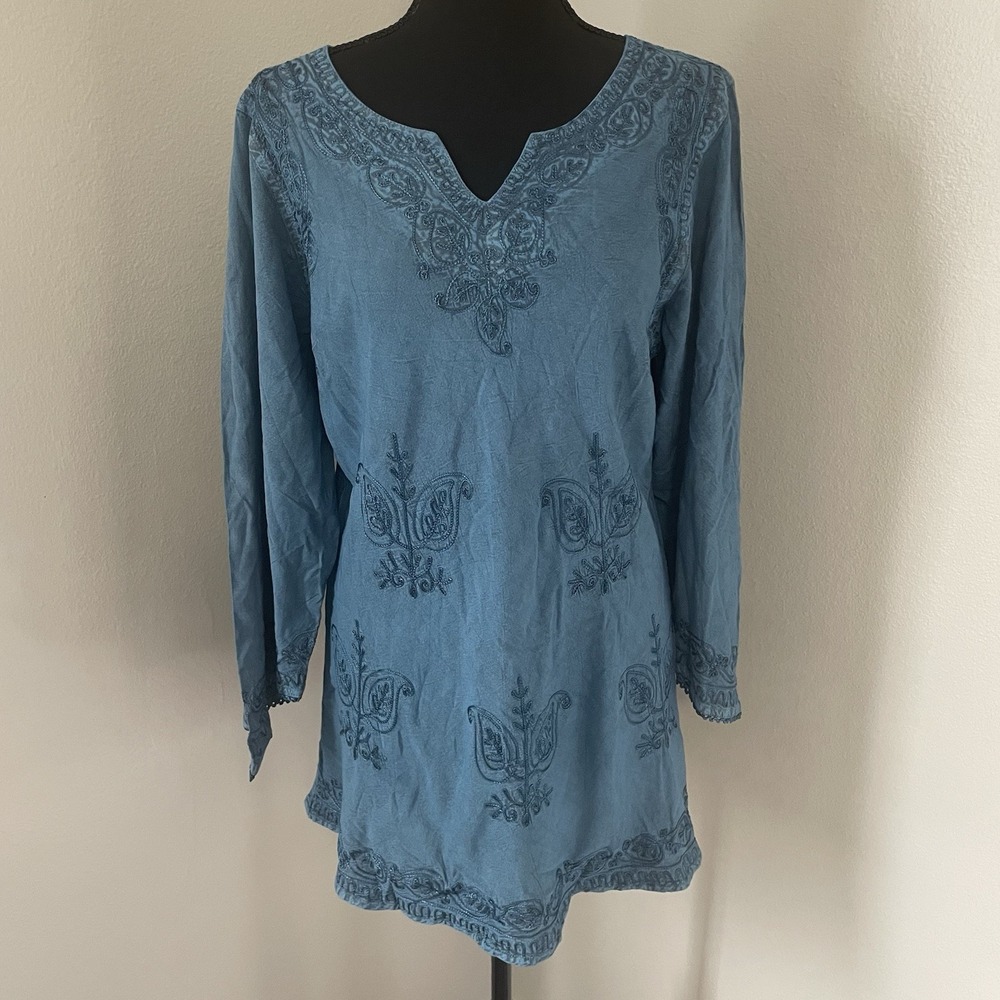 AGAN TRADERS Tunic Top Sz L Blue Diamond Neck Embroidered Renaissance RenFaire‎